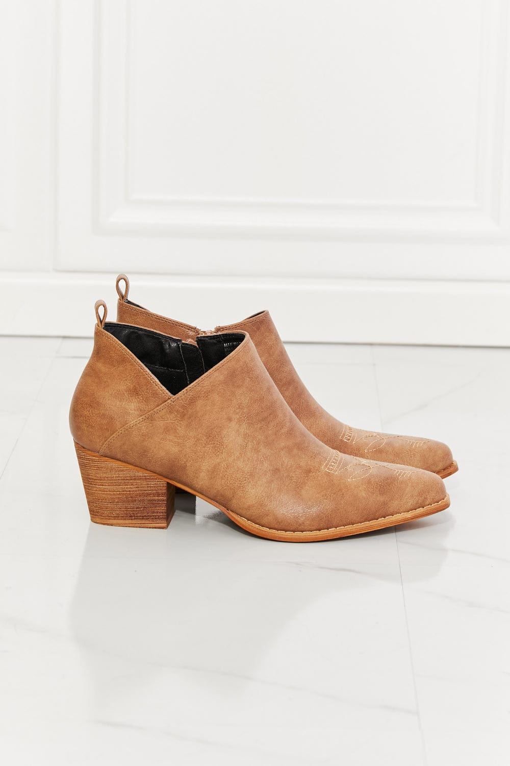 Trendsi Shoes MMShoes Trust Yourself Embroidered Crossover Cowboy Bootie in Caramel